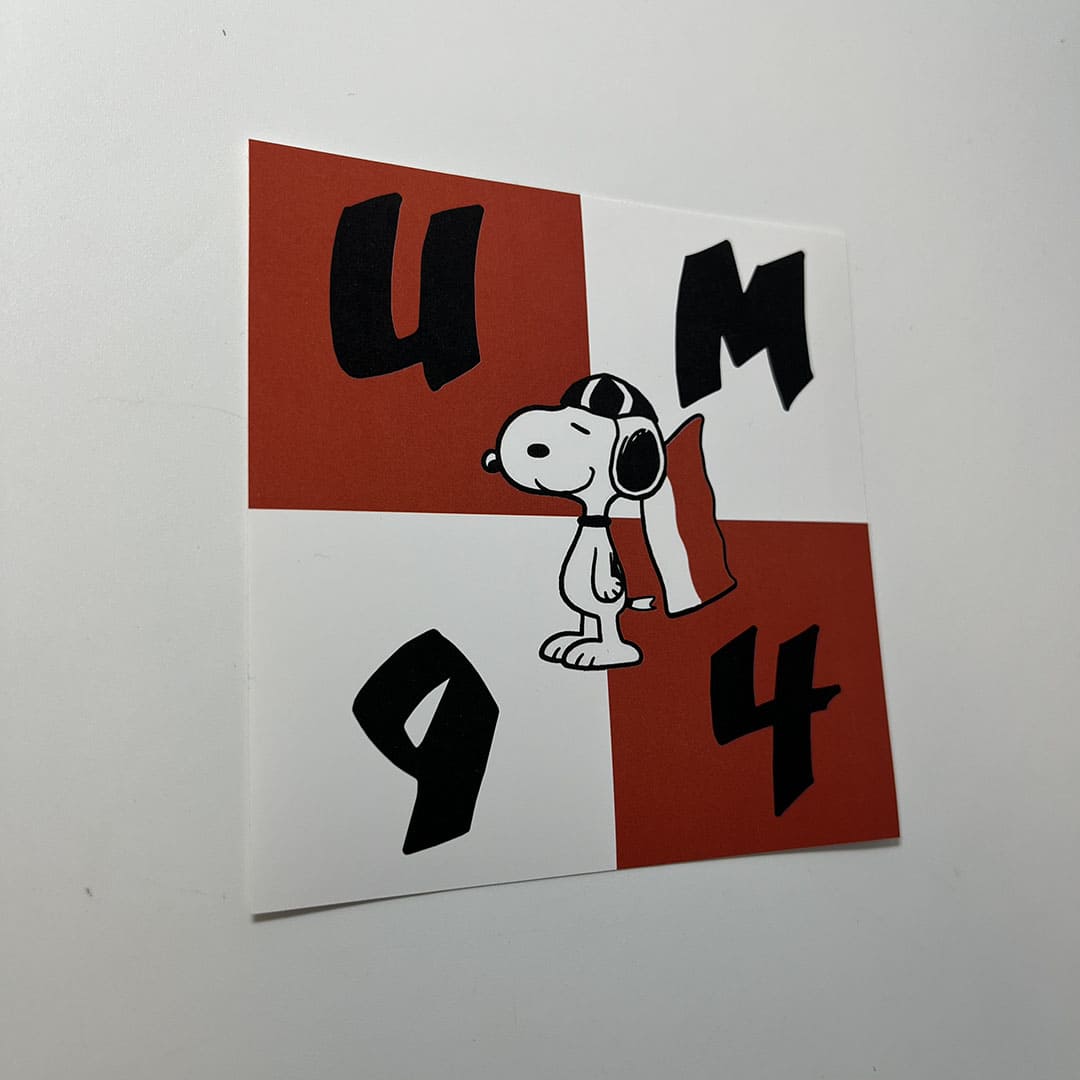 Autocollant UM94